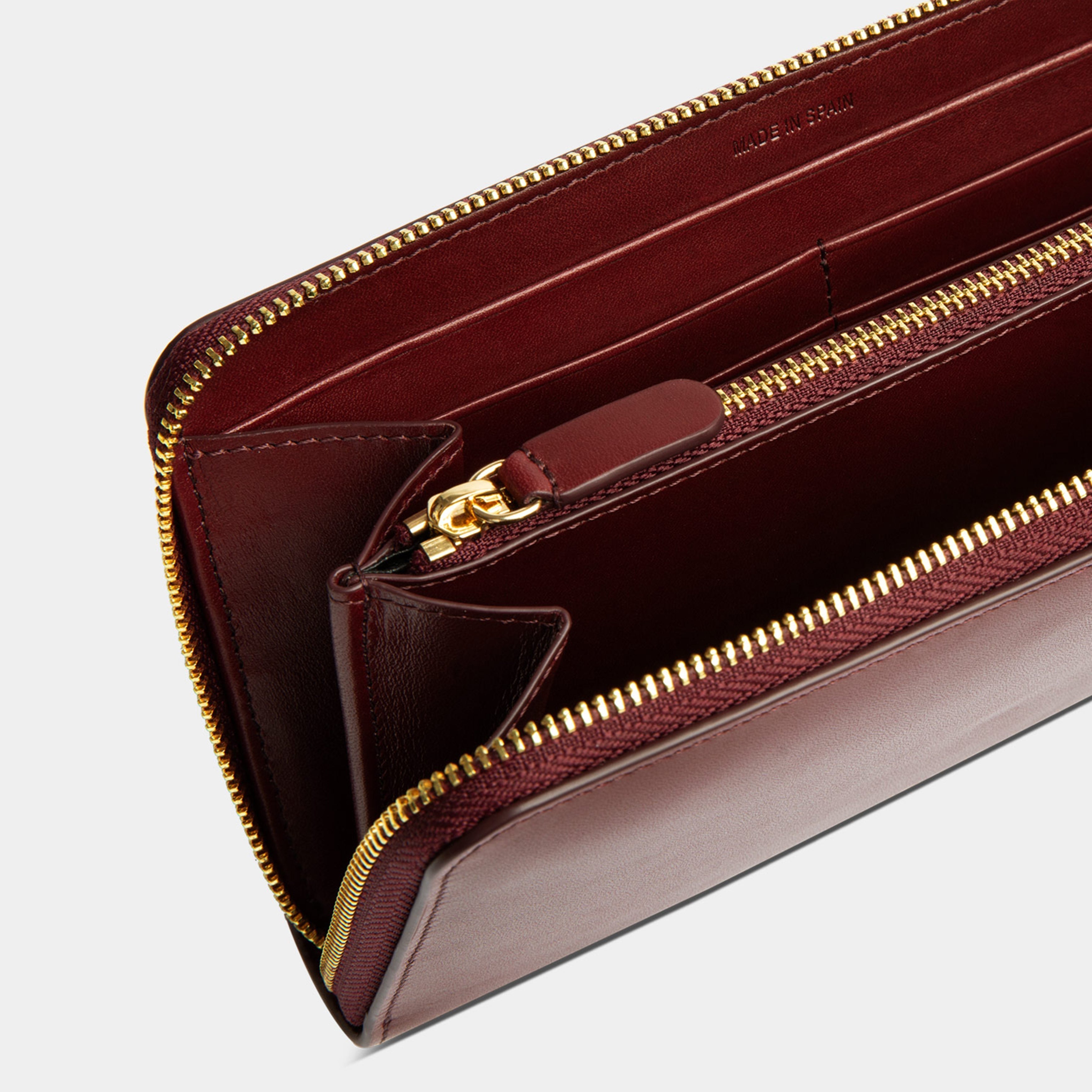 Le Continental Burgundy