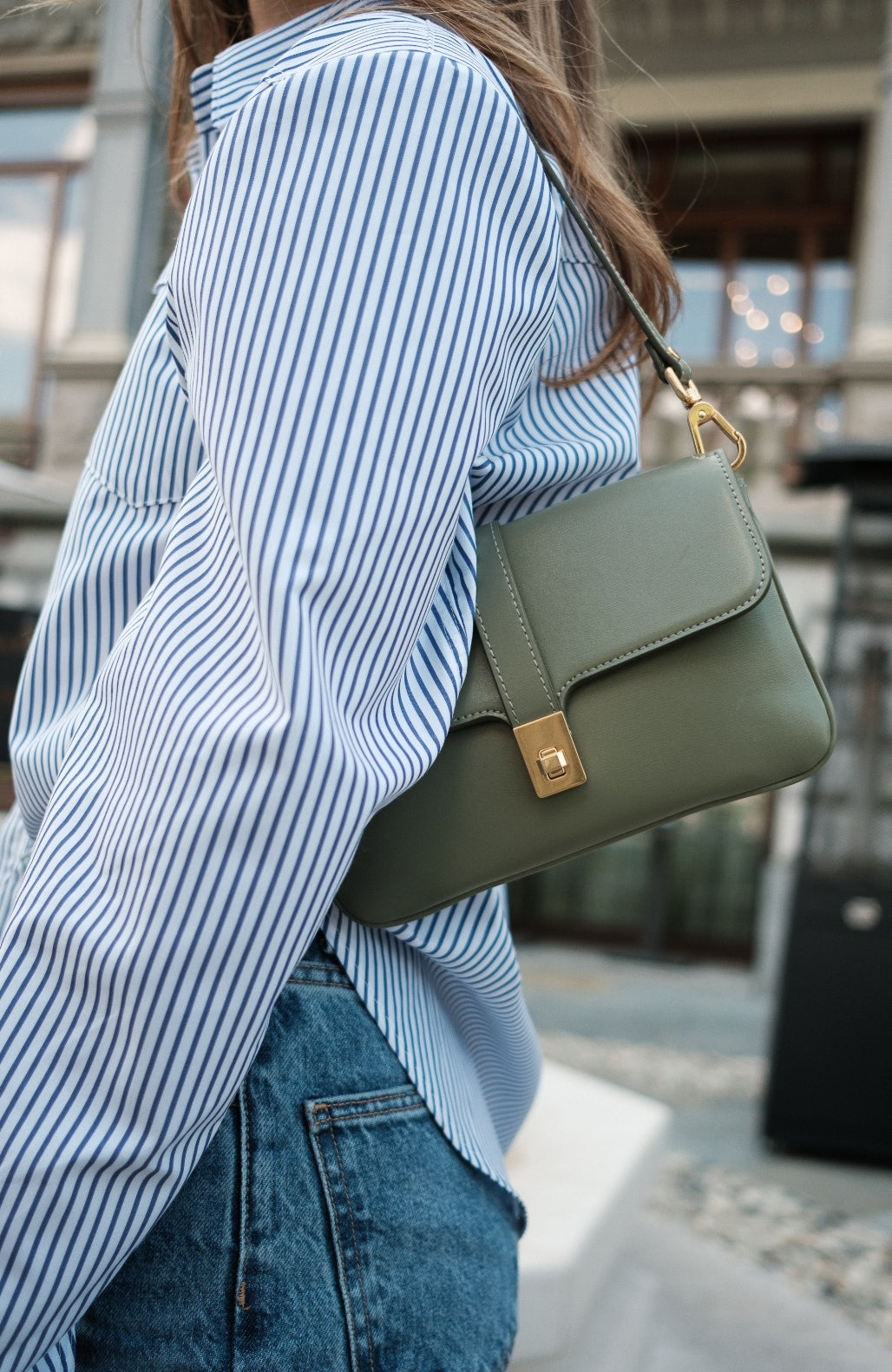 Le Mini Dalia Almond Green Liégé