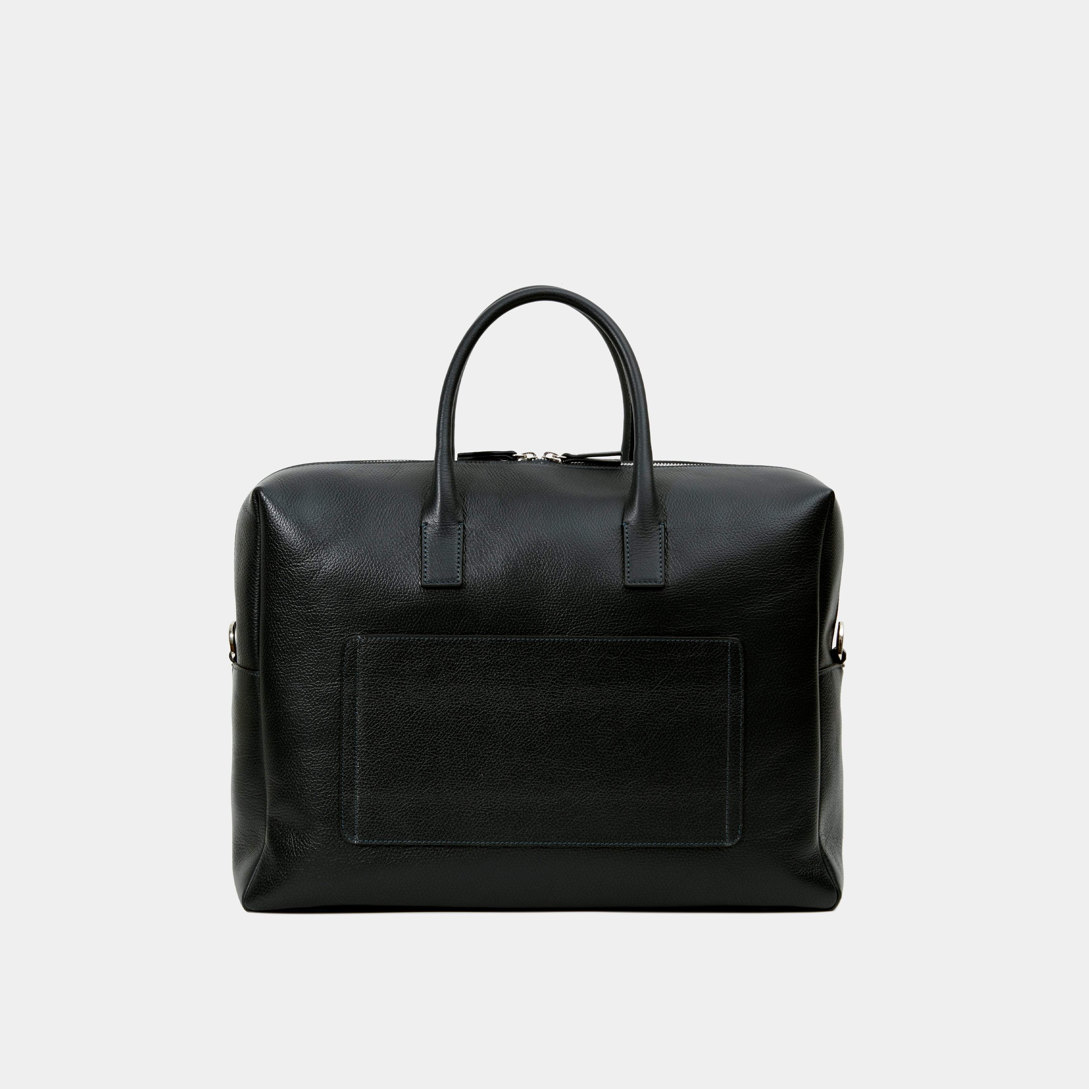 Le Compact Weekender Black Pebbled Leather