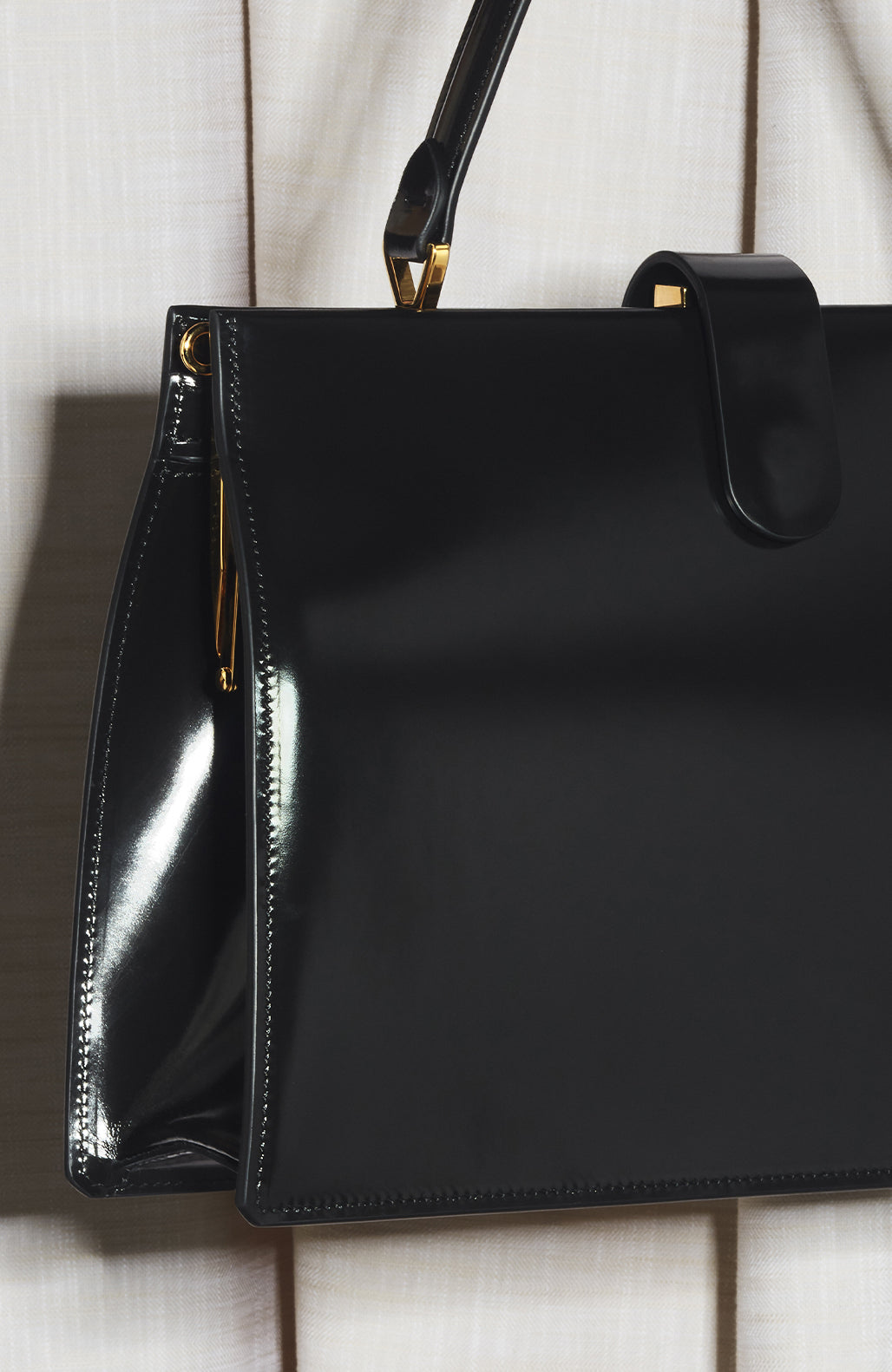 Le sac Elegant 
Black Patent Leather